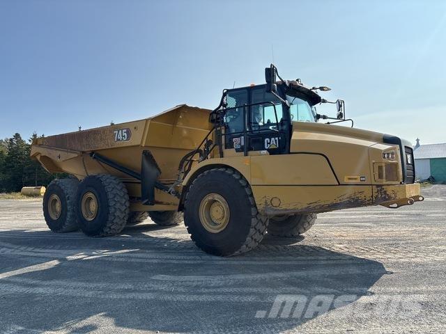 CAT 745 Zglobni damperi