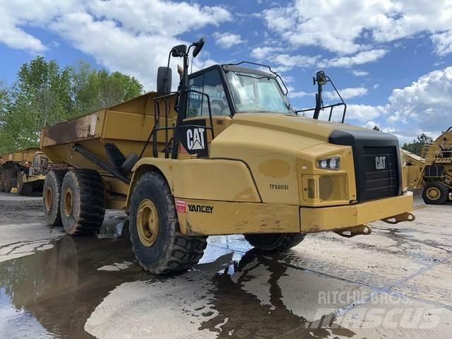 CAT 745C Zglobni damperi