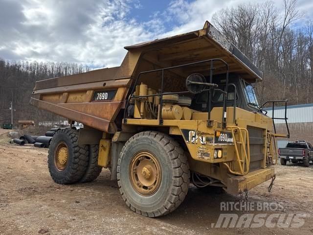CAT 769D Zglobni damperi