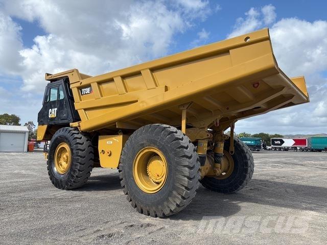 CAT 773E Zglobni damperi