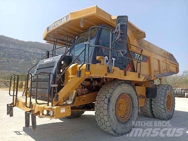 CAT 773F Zglobni damperi