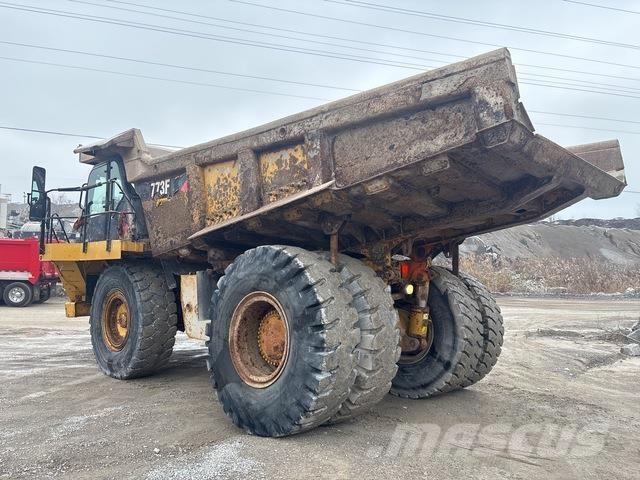 CAT 773F Zglobni damperi