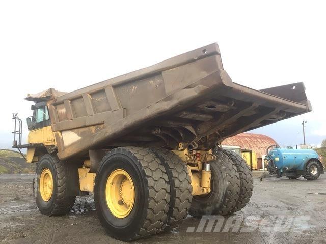 CAT 775B Zglobni damperi