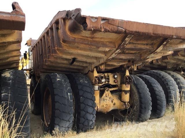 CAT 777 Zglobni damperi