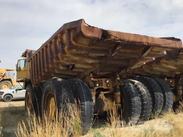 CAT 777 Zglobni damperi