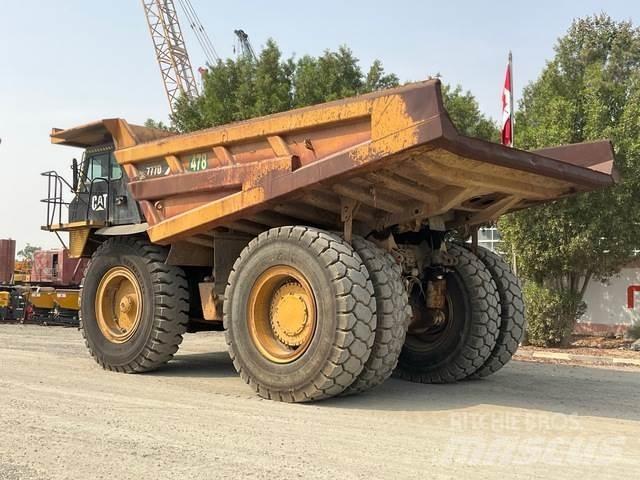 CAT 777D Zglobni damperi