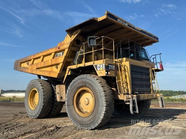 CAT 777D Zglobni damperi
