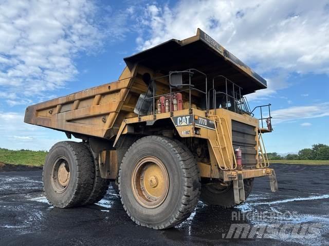 CAT 777D Zglobni damperi
