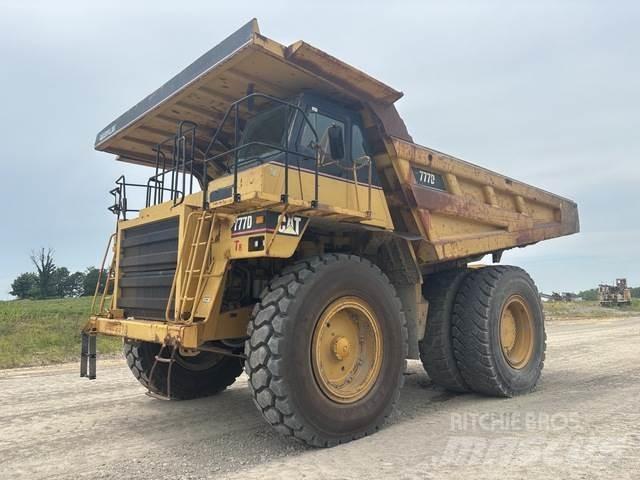 CAT 777D Zglobni damperi