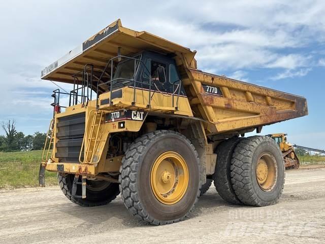 CAT 777D Zglobni damperi