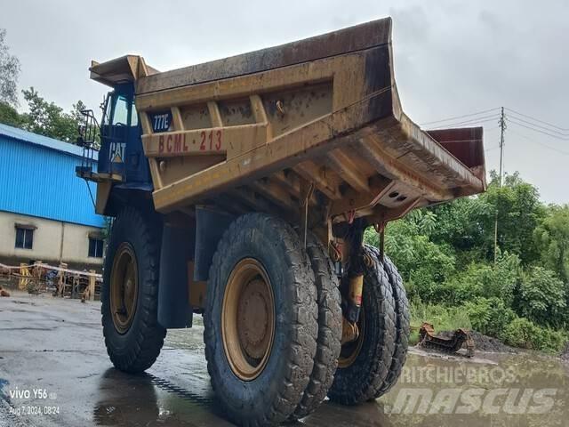 CAT 777E Zglobni damperi