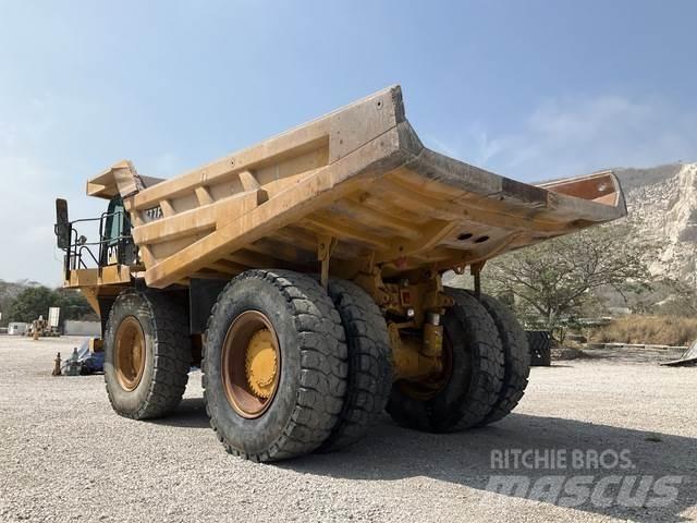 CAT 777F Zglobni damperi
