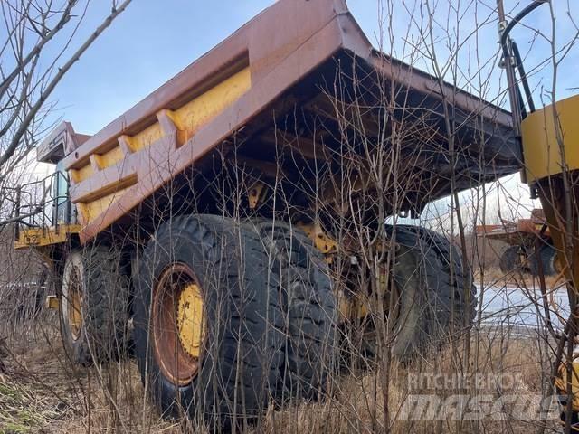 CAT 777F Zglobni damperi