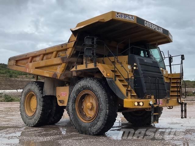CAT 777F Zglobni damperi
