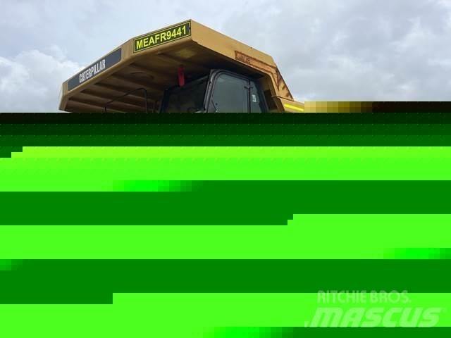CAT 777F Zglobni damperi