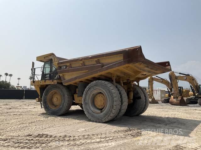 CAT 777F Zglobni damperi