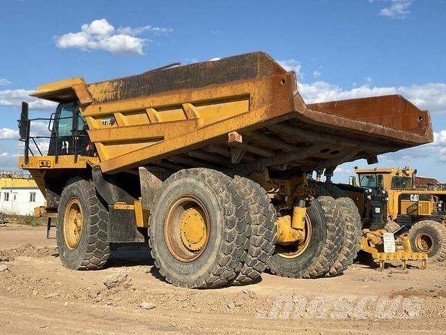 CAT 777F Zglobni damperi