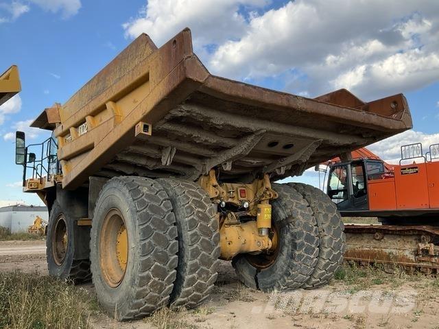 CAT 777F Zglobni damperi