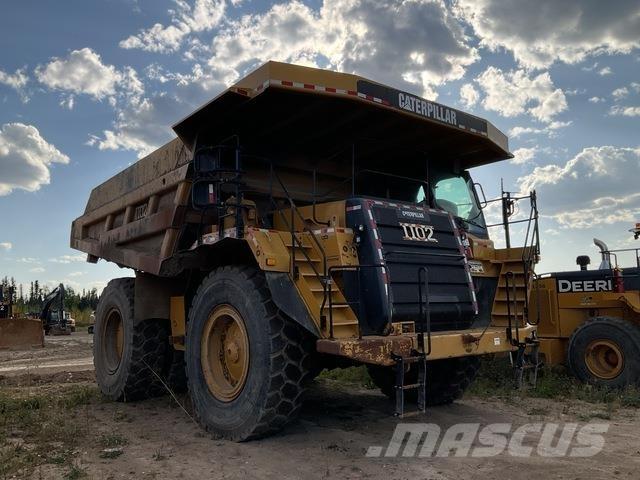 CAT 777F Zglobni damperi