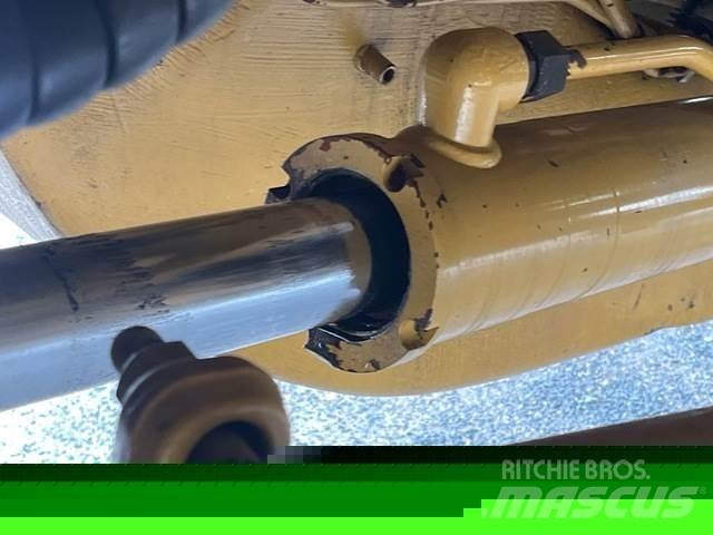 CAT 777G Zglobni damperi