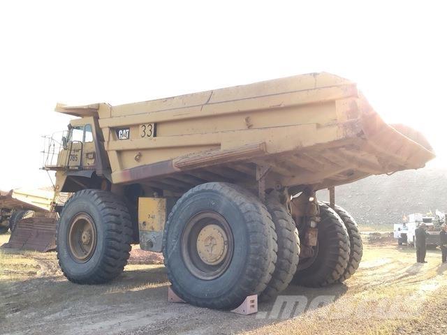 CAT 785 Zglobni damperi