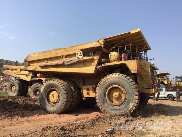 CAT 785B Zglobni damperi