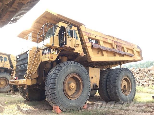 CAT 785B Zglobni damperi