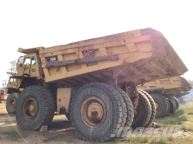 CAT 785B Zglobni damperi