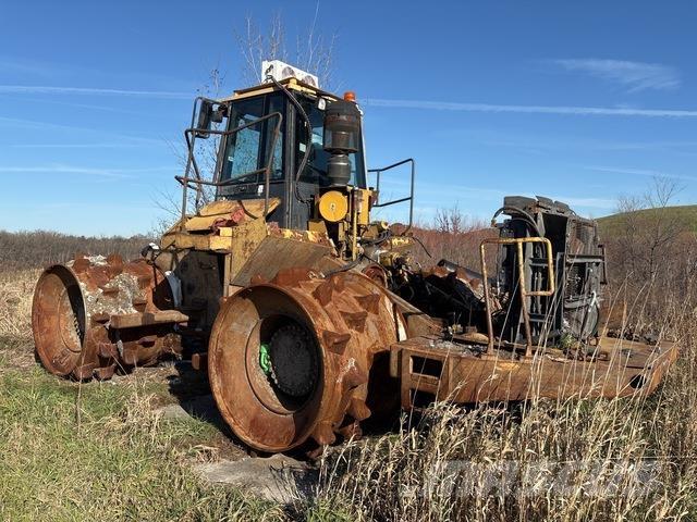 CAT 826G Nabijači zemlje