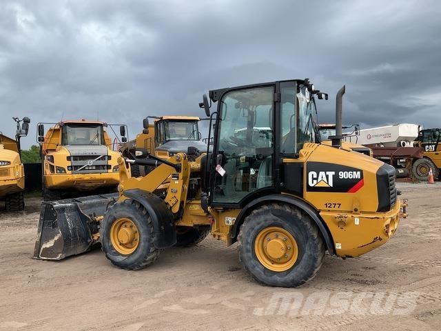 CAT 906M Utovarivači na točkove