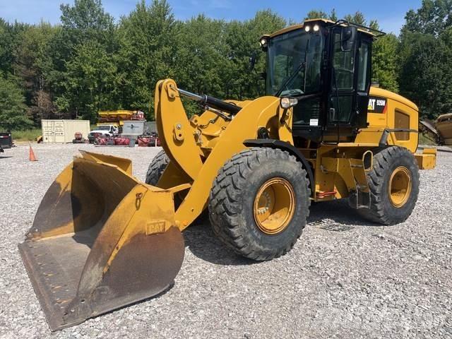 CAT 926M Utovarivači na točkove