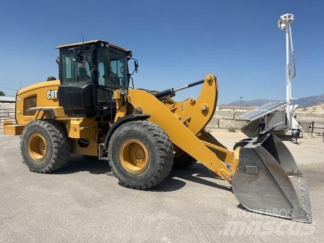 CAT 926M Utovarivači na točkove