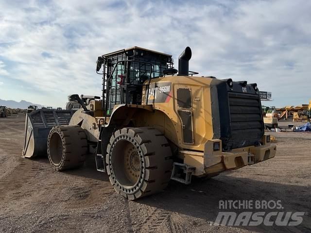CAT 966M Utovarivači na točkove