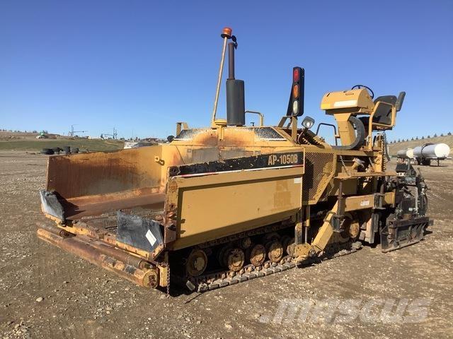CAT AP-1050B Asfaltni finišeri