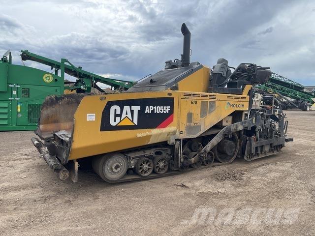 CAT AP1055F Asfaltni finišeri