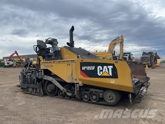 CAT AP1055F Asfaltni finišeri