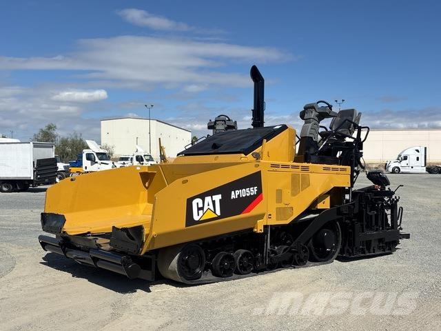 CAT AP1055F Asfaltni finišeri