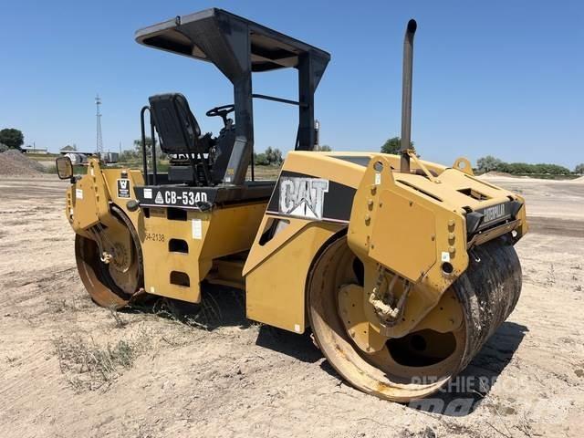 CAT CB-534D Valjci sa duplim bubnjem