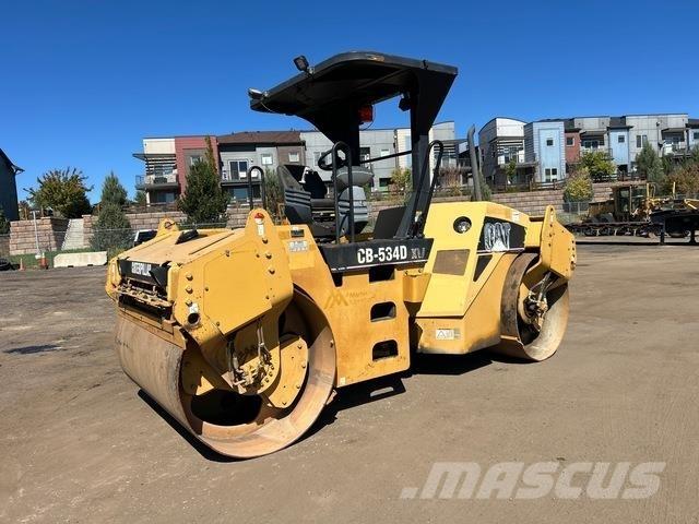 CAT CB-534D XW Valjci sa duplim bubnjem