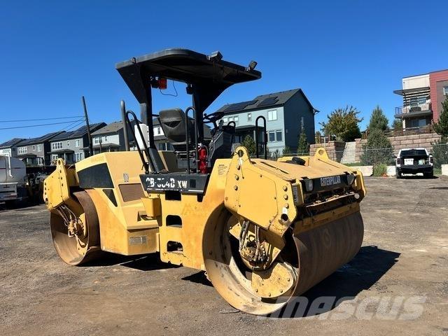 CAT CB-534D XW Valjci sa duplim bubnjem