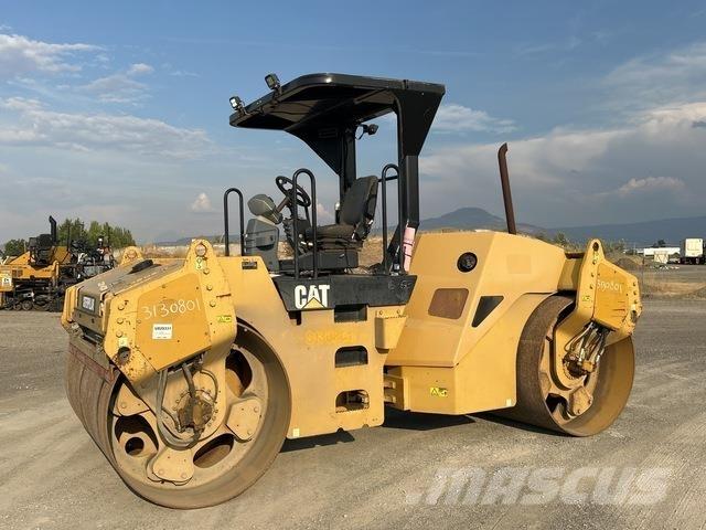 CAT CB-564D Valjci sa duplim bubnjem