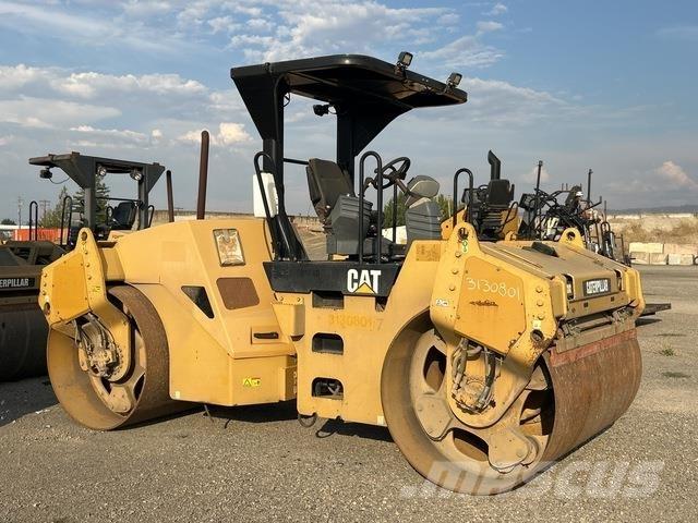 CAT CB-564D Valjci sa duplim bubnjem
