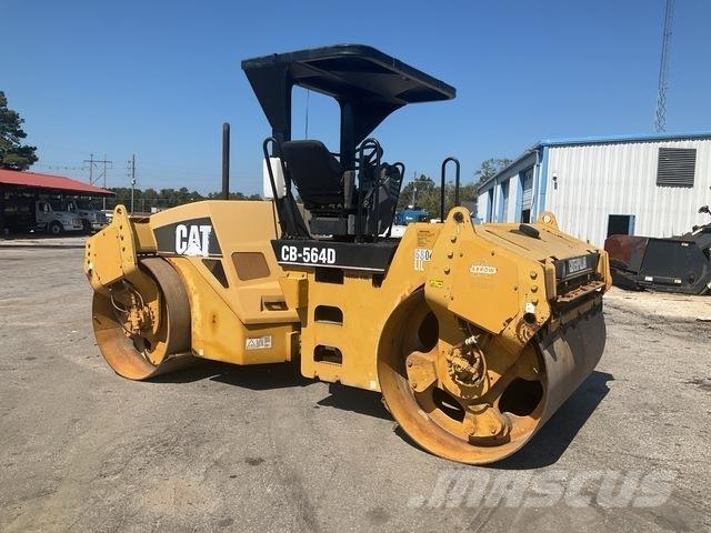 CAT CB-564D Valjci sa duplim bubnjem
