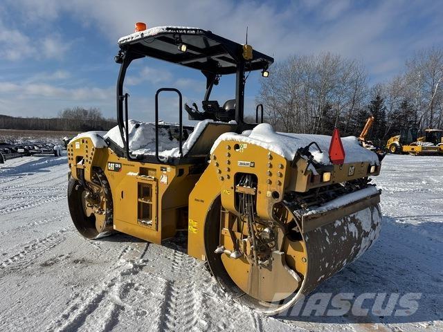 CAT CB16 Valjci sa duplim bubnjem