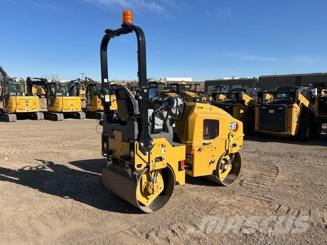 CAT CB2.5 Valjci sa duplim bubnjem