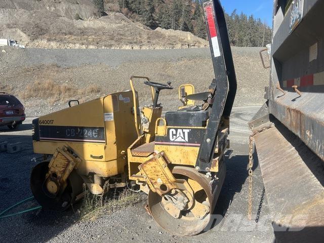 CAT CB224C Valjci sa duplim bubnjem