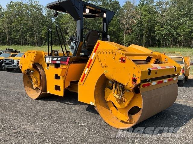 CAT CB54 Valjci sa duplim bubnjem