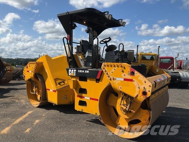 CAT CB54XW Valjci sa duplim bubnjem