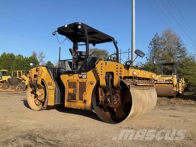 CAT CB64B Valjci sa duplim bubnjem