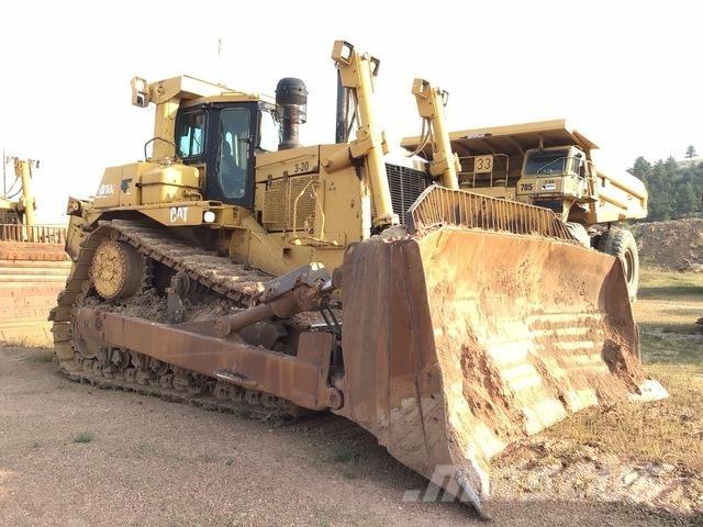 CAT D10R Buldožeri guseničari